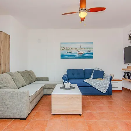 Zenko By Interhome