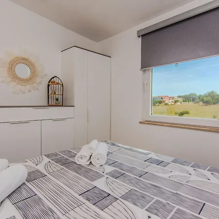 Zenko By Interhome *