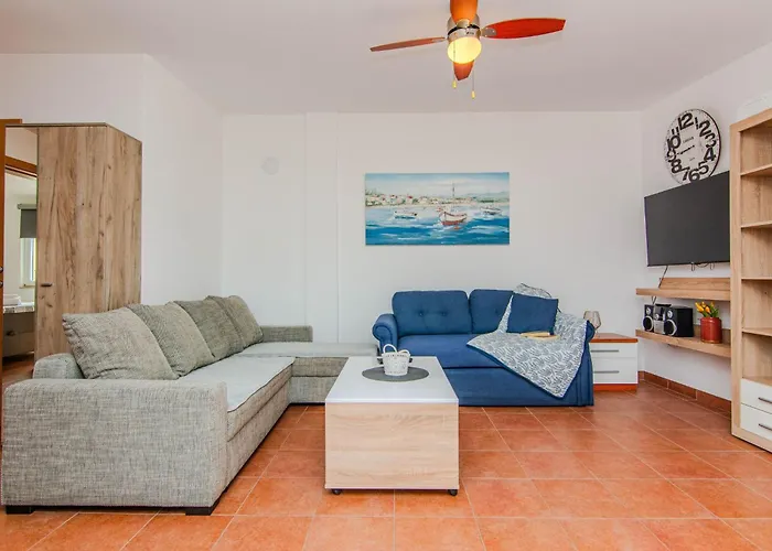 Zenko By Interhome