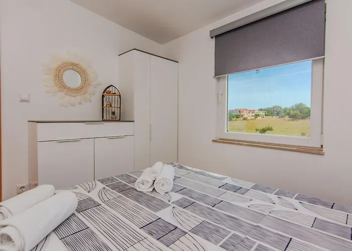 Zenko By Interhome *