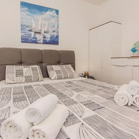 Zenko By Interhome *